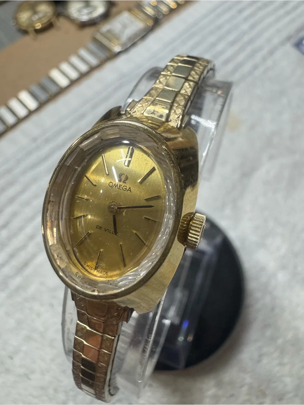 #204 Omega Gold Tone Oval Women's De Ville Watch